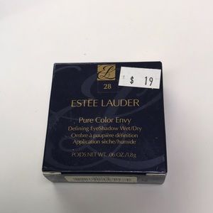 Estée Lauder pure color envy.